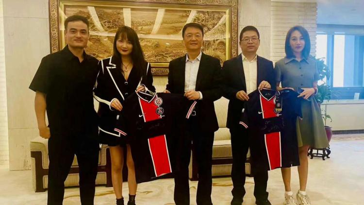 LGD Gaming partnerzy z China Zheshang Bank