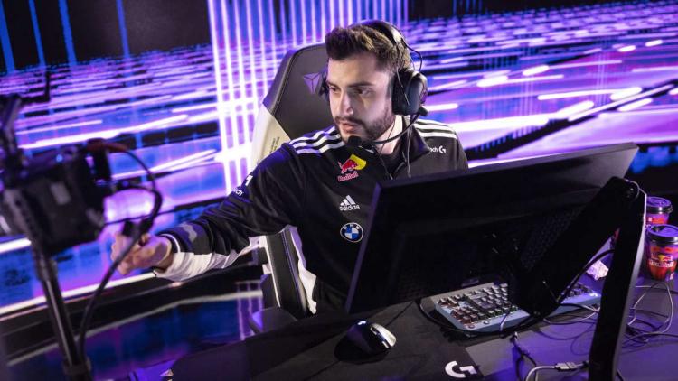 mixwell osiągnął porozumienie w sprawie przejścia do Team Heretics