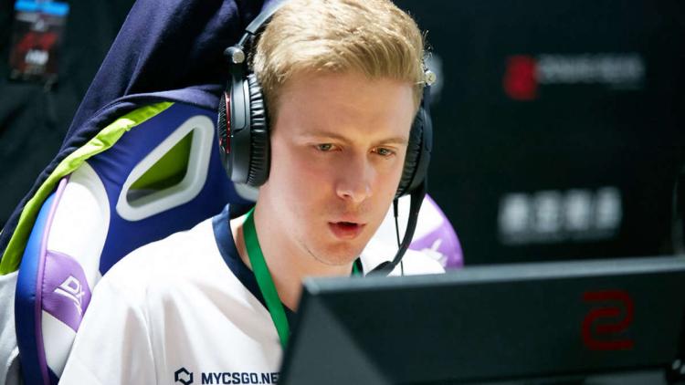 Plotka: iDISBALANCE dołączy do Evil Geniuses i zastąpi CeRq