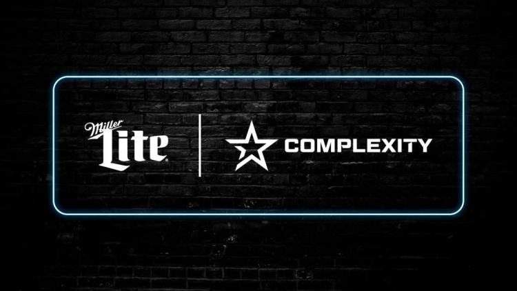 Complexity Gaming odnawia partnerstwo z Miller Lite