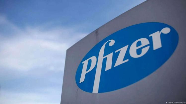 Pfizer zainwestował w start-up naukowy typu blockchain