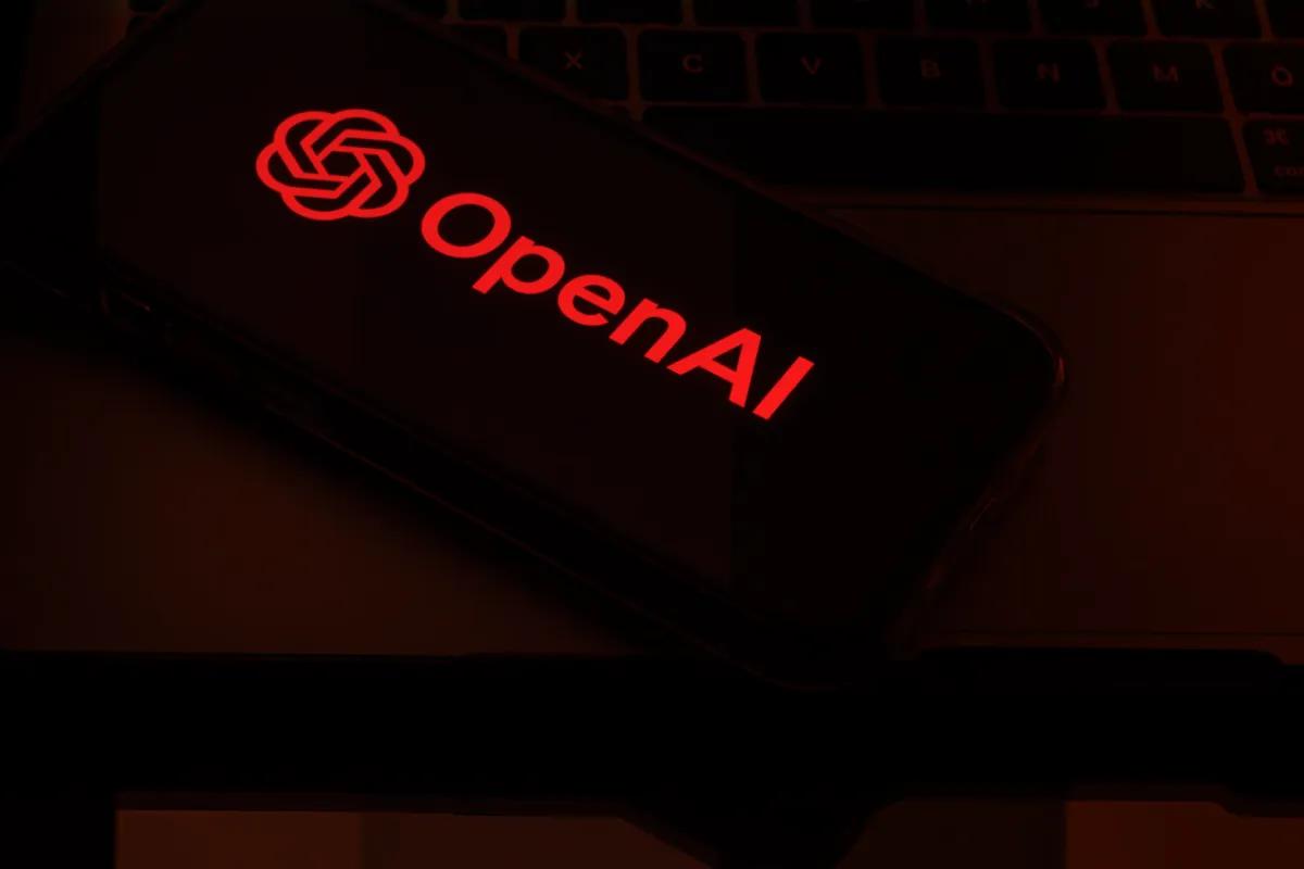 OpenAI zamyka konta powiązane z podejrzanym chińskim narzędziem do inwigilacji