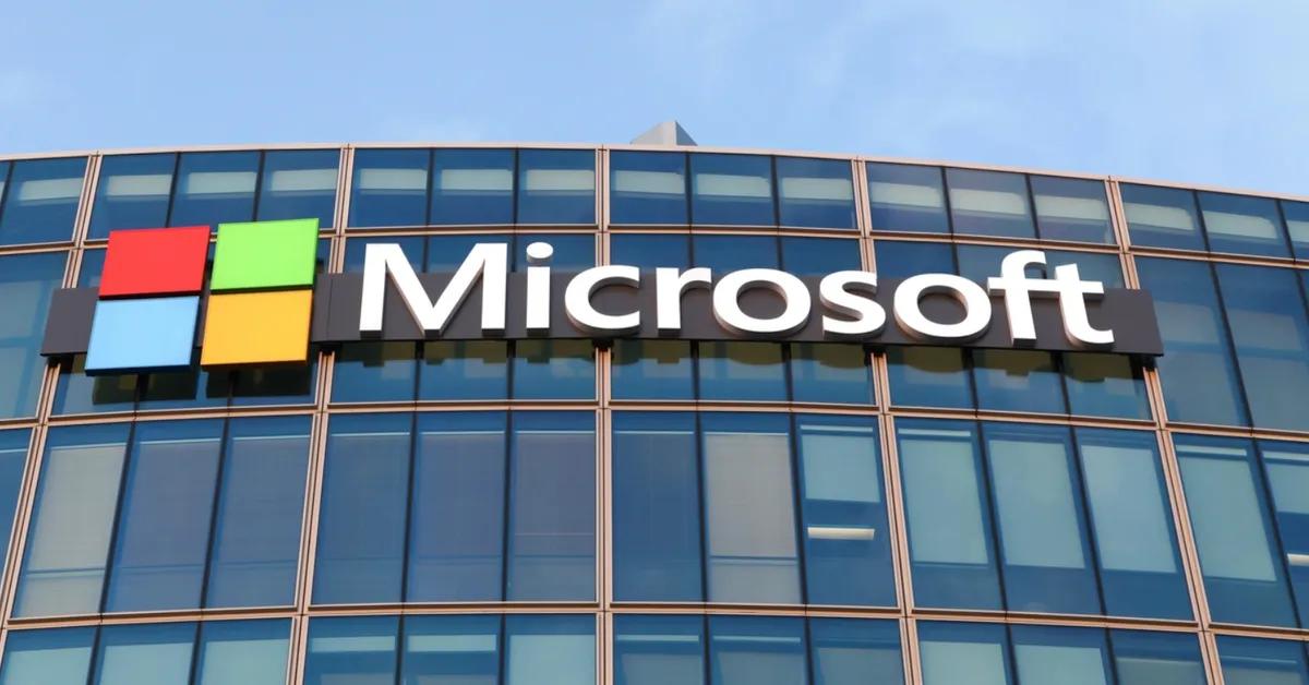 Microsoft ujawnia hakerów odpowiedzialnych za ataki na sztuczną inteligencję