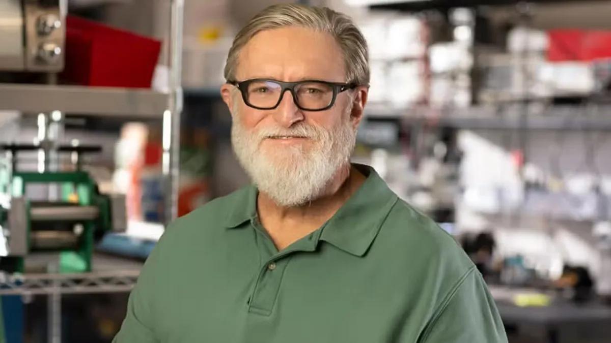Gabe Newell otwiera się na codzienne życie, etykę pracy i projekty AI w rzadkim wywiadzie