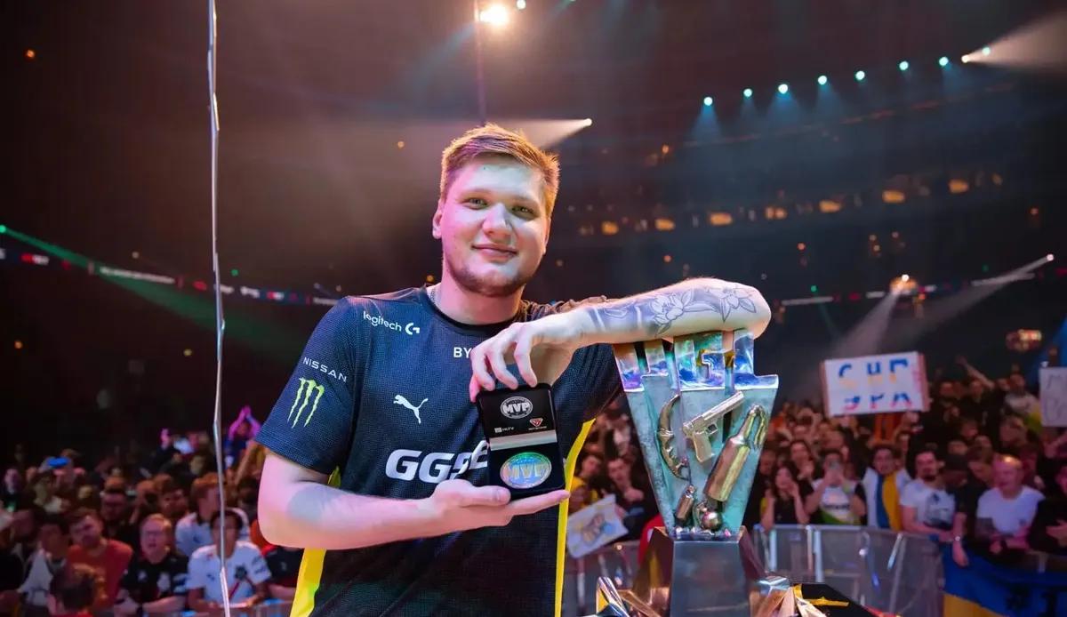 s1mple opuszcza NAVI po dziewięciu kultowych latach, podpisuje kontrakt z BC.Game