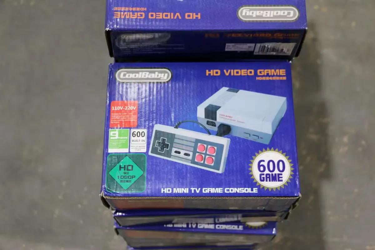 Nowojorczykowi grozi więzienie za sprzedaż ponad 2 milionów dolarów podrobionych produktów Nintendo i Pokémon