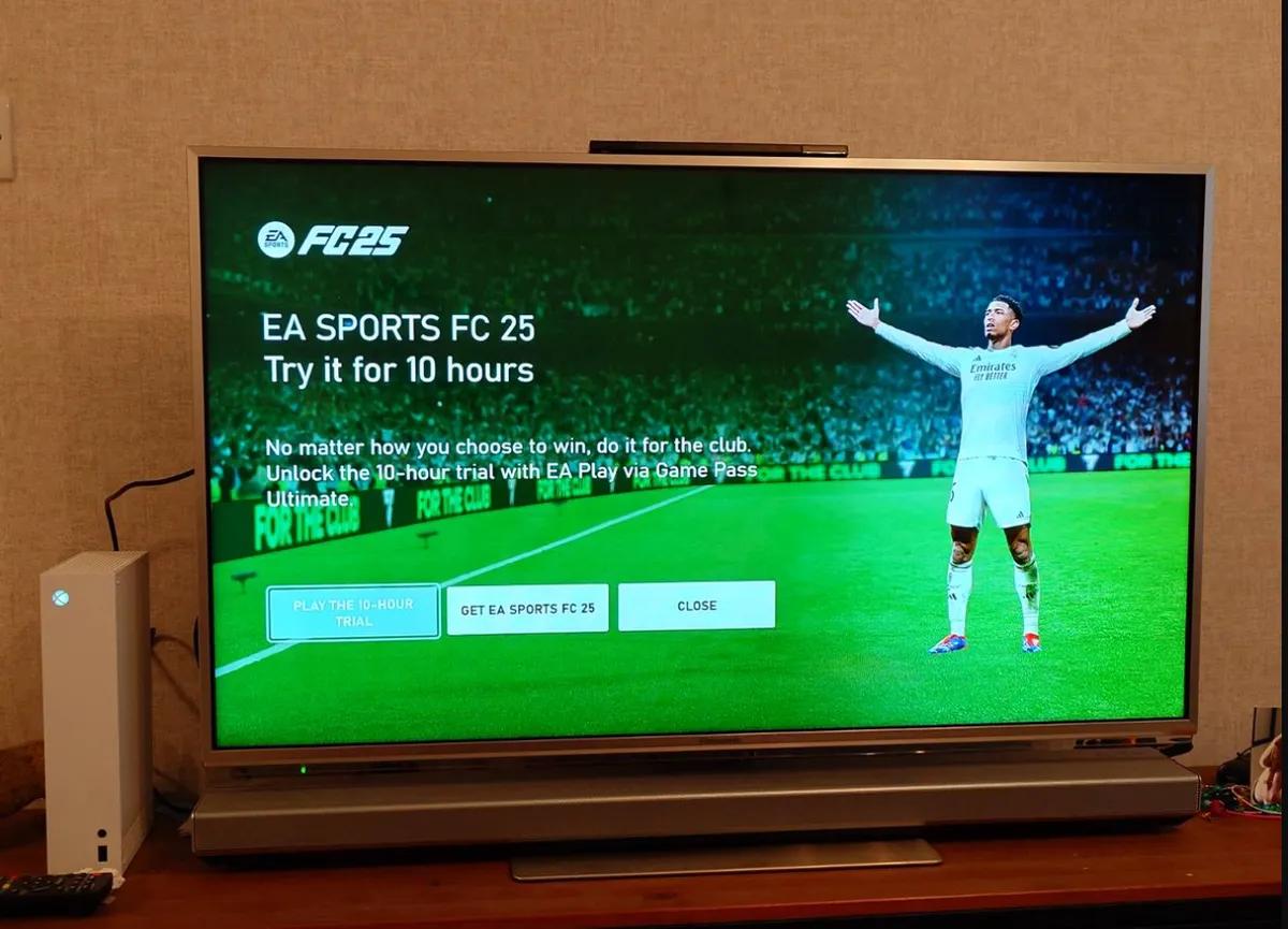 Głos Guya Mowbraya otrzyma klon AI na potrzeby EA Sports FC 26