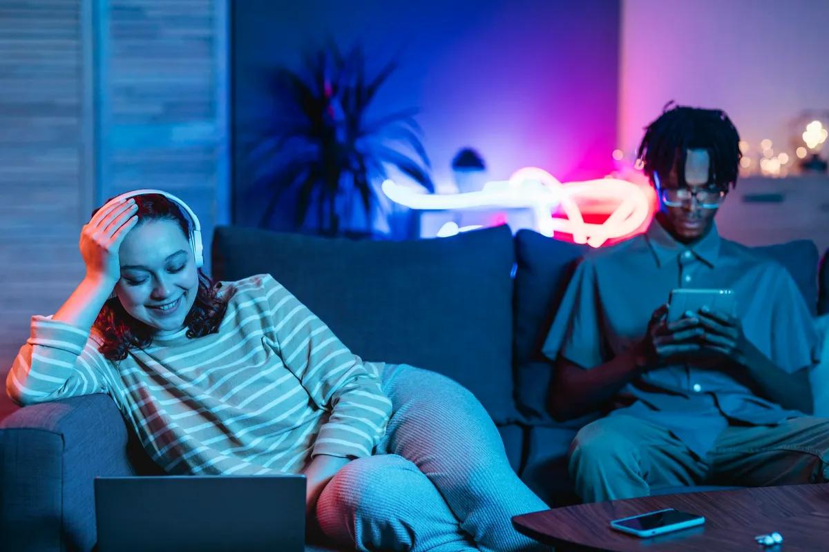 Jak gry e-sportowe zmieniły sposób spędzania czasu online przez młode pokolenie graczy