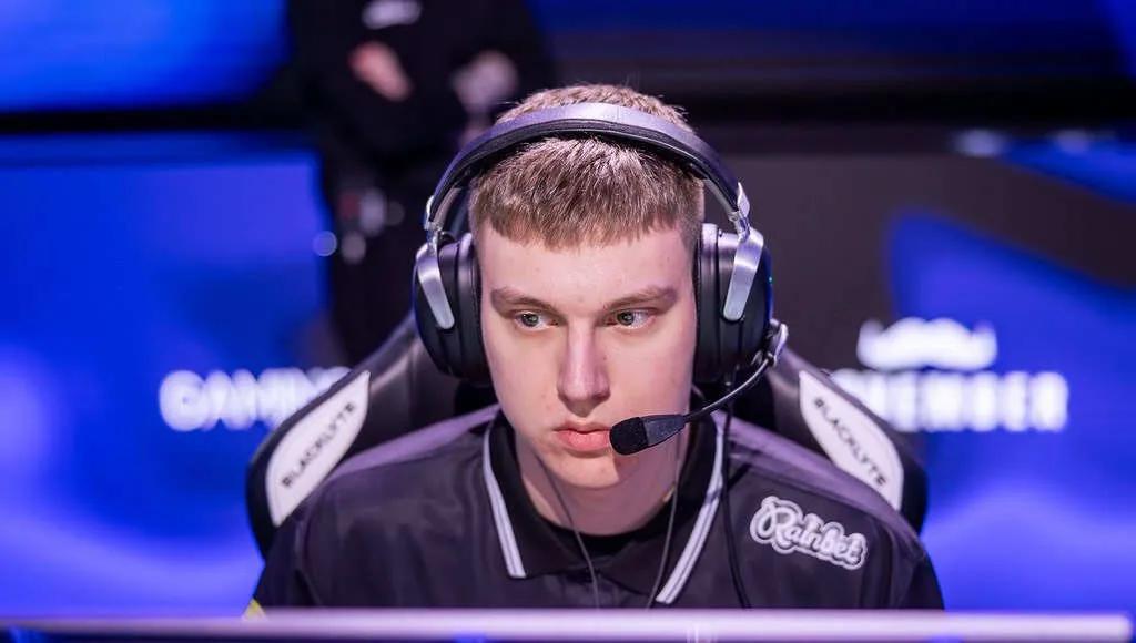 NiP Bench r1nkle: Gwiazda Dane stavn dołącza do składu
