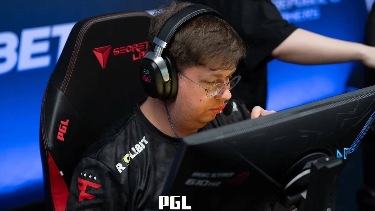 Koniec pewnej ery: dwukrotna mistrzyni Majorów, Karrigan, opuszcza FaZe Clan