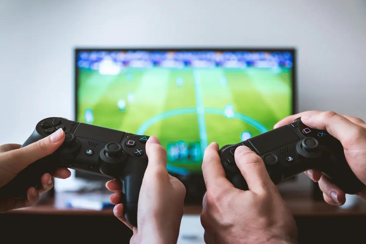 Od loot boxów do Battle Passów: jak branża gier nauczyła graczy analizować oferty