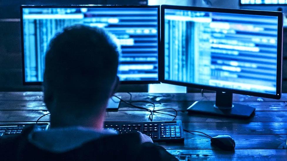 Haker właśnie poinformował twórców łańcucha bocznego Bitcoina, że muszą naprawić ten błąd, zanim zwróci im pieniądze