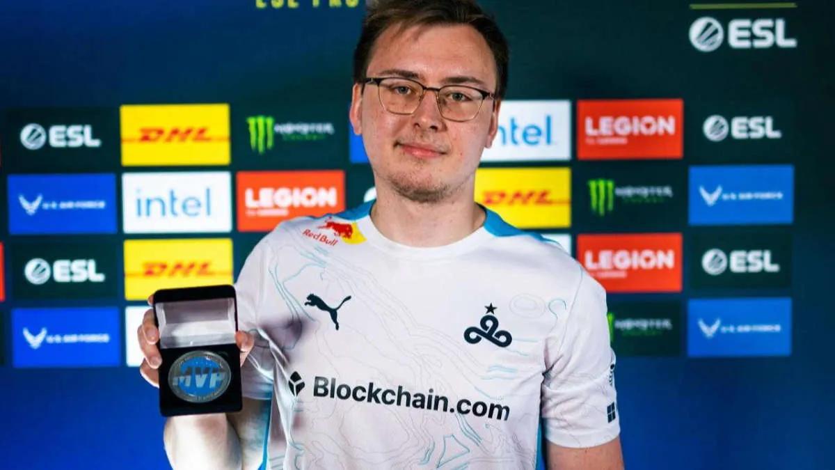 Gracze NAVI, Cloud 9 i FaZe Clan wezmą udział w ceremonii HLTV Award Show 2022