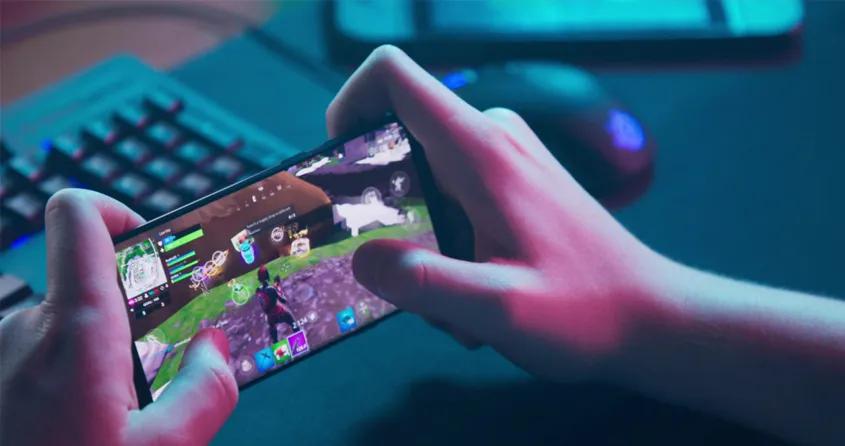 14-letni chłopiec w Indiach umiera śmiercią samobójczą po sporze o gry mobilne