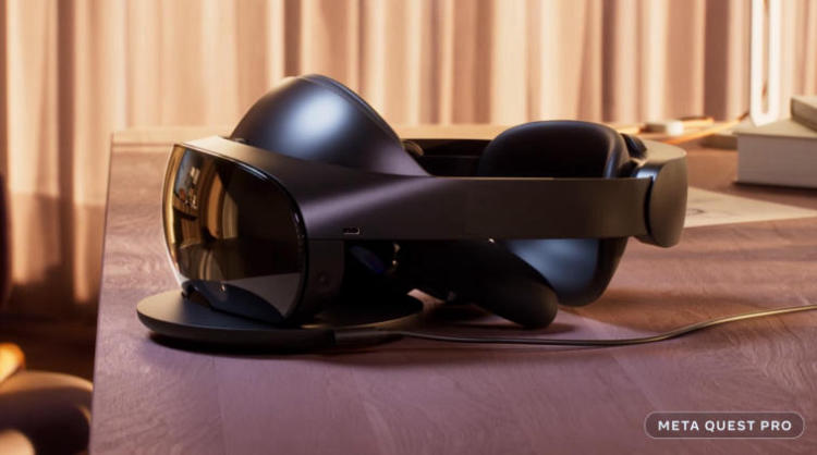 Media wypróbowały kask VR od Meta. I polubiłem to. Zdjęcie 1