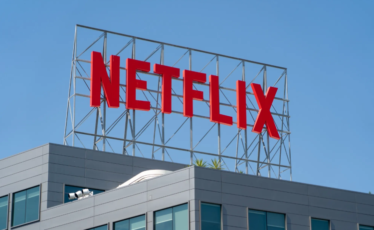 Netflix osiąga rekordowe zyski w obliczu taryf na 2025 r. i wstrząsów w streamingu 4