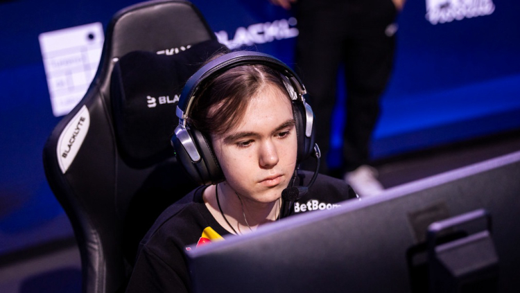 Blood on the Keyboard: Why Russian Players Still Compete in Esports 1